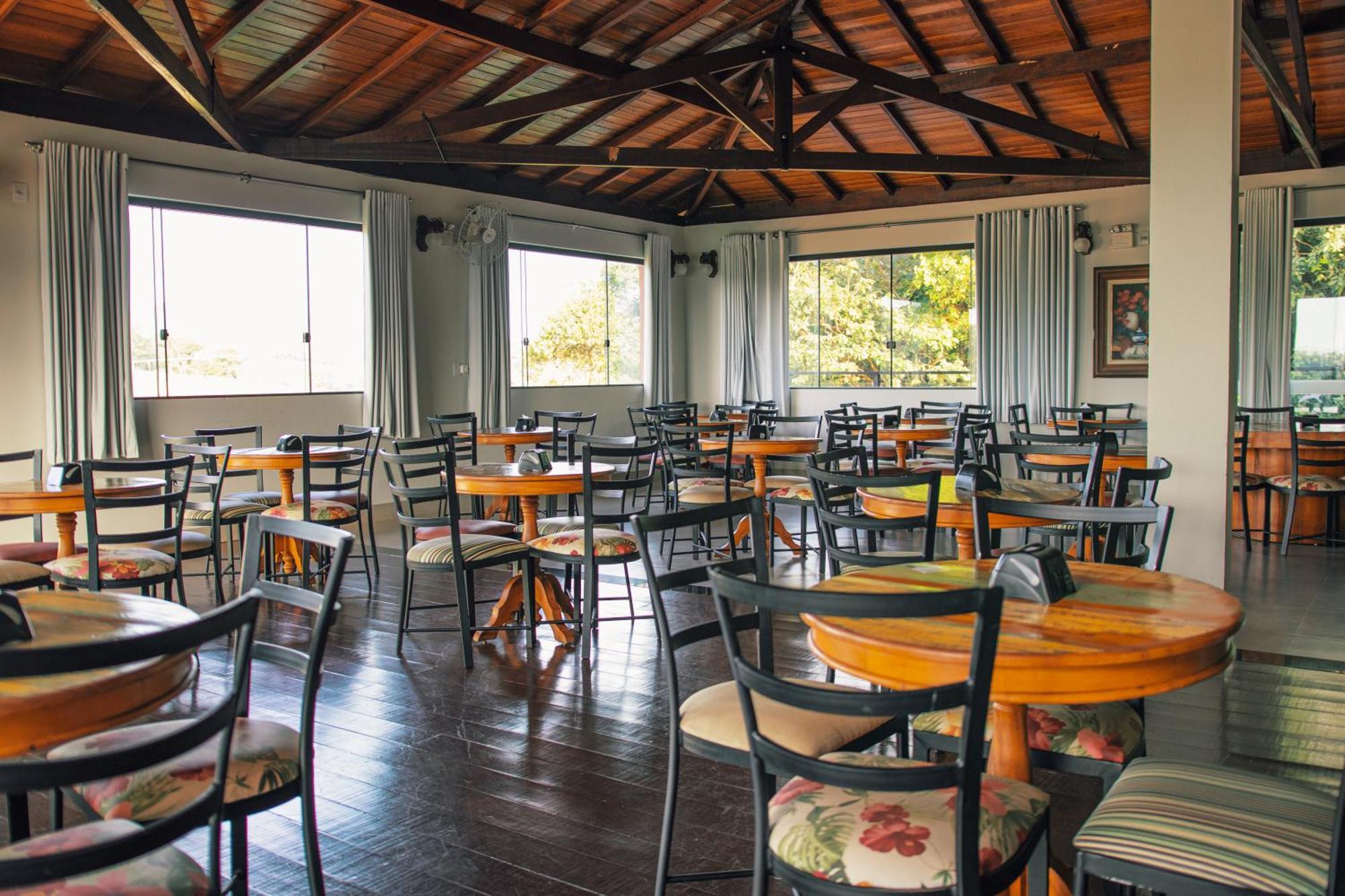 Escarpas Resort Capitólio Zewnętrze zdjęcie